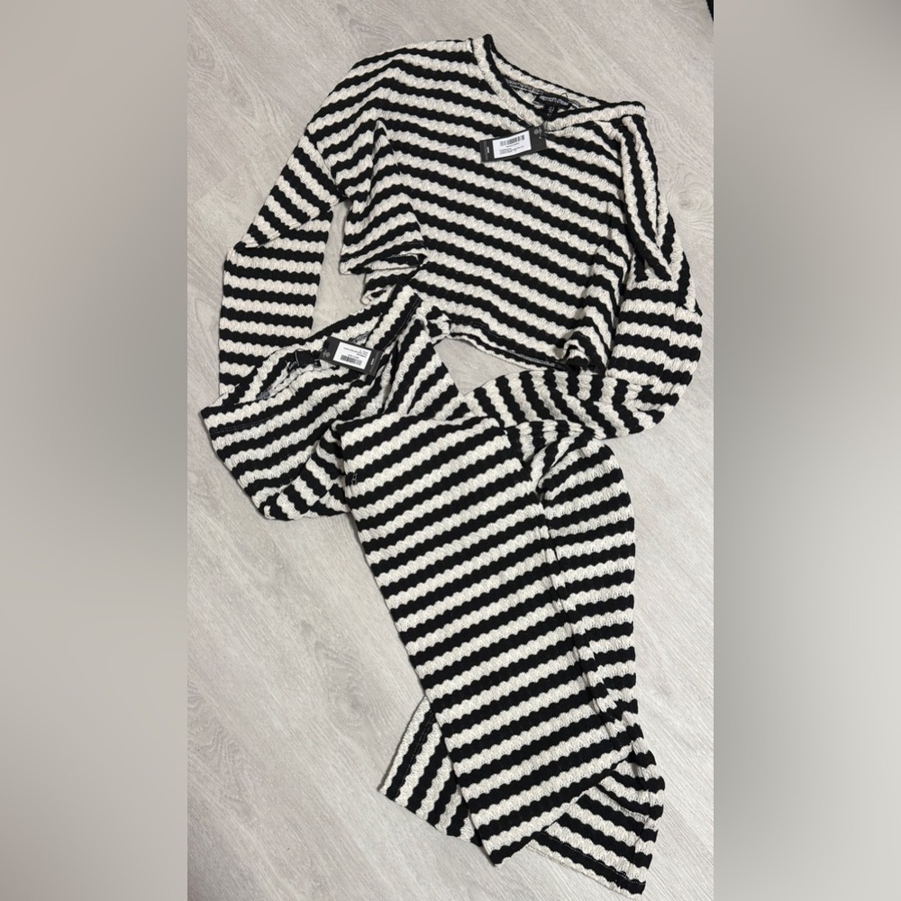 PrettyLittleThing Striped Two piece set